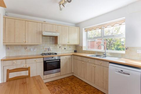 4 bedroom detached house for sale, London NW7