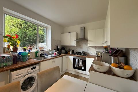 3 bedroom house to rent, Holburne Road, Kidbrooke, SE3