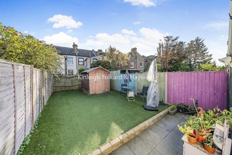 3 bedroom terraced house for sale, Engleheart Road, Catford