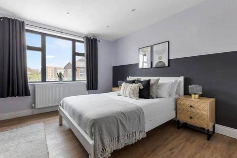 3 bedroom apartment to rent, A Dudden Hill Lane, London