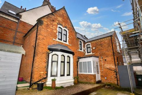 3 bedroom end of terrace house for sale, Castle Road, Scarborough, North Yorkshire, YO11