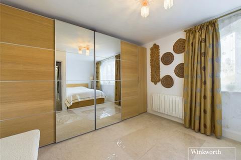 1 bedroom apartment for sale, Rochester Court, Kingsbury NW9