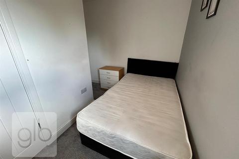 1 bedroom in a house share to rent, Northfield Road, Stoke, Coventry