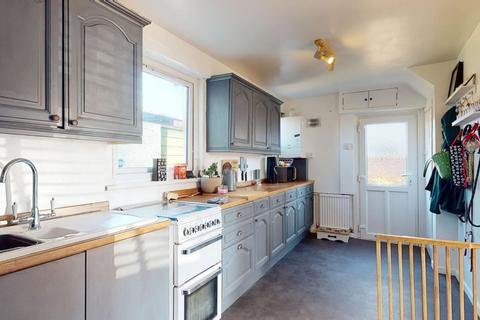 3 bedroom end of terrace house for sale, Kings Road, Aylesham, CT3