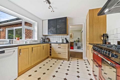 107 Belvoir Drive, Barton Seagrave, Kettering, NN15 6RD