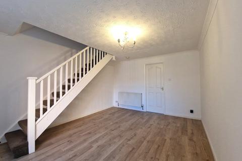 2 bedroom end of terrace house to rent, Franchi Drive, Stenhousemuir, Larbert, FK5