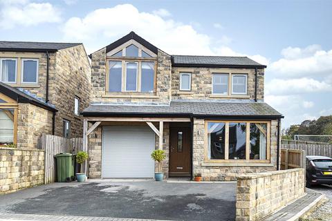 4 bedroom detached house for sale, Gregory Drive, Kirkburton, Huddersfield