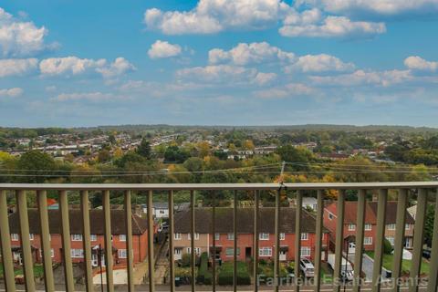 2 bedroom flat for sale, Waddington House, Tom Lake Way