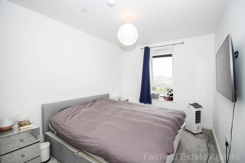 2 bedroom flat for sale, Waddington House, Tom Lake Way