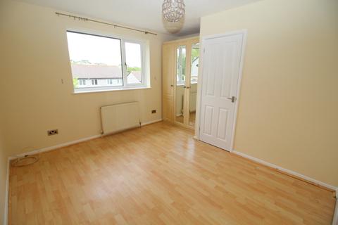 2 bedroom terraced house to rent, Primrose Close, Cornwall PL11