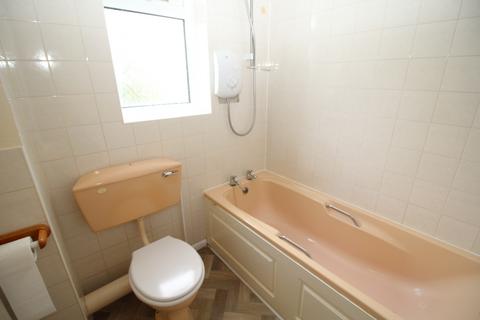 2 bedroom terraced house to rent, Primrose Close, Cornwall PL11