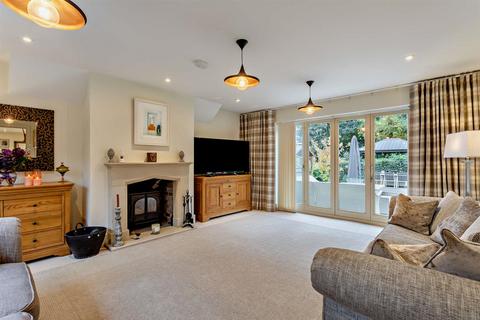 5 bedroom detached house for sale, Manor Farm Close, Tugby, Leicester