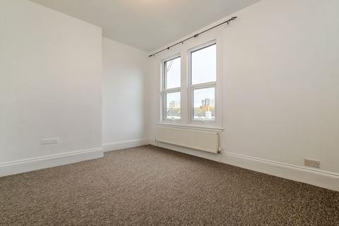 2 bedroom flat to rent, Clarendon Villas, East Sussex BN3