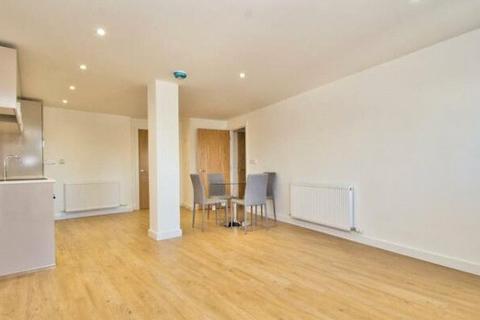 1 bedroom apartment to rent, Fitzwilliam House, Ealing, UB2