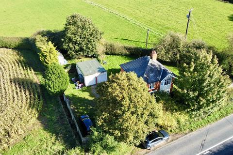 3 bedroom detached house for sale, Newent GL18