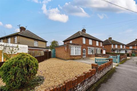 4 bedroom semi-detached house for sale, Eastleigh Road, Devizes