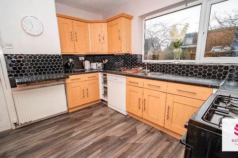 4 bedroom bungalow for sale, Aberllanerch Drive, Buckley CH7