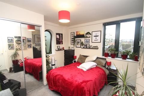 2 bedroom apartment for sale, William Shipley House, Knightrider Street, Maidstone , Kent, ME15 6XD