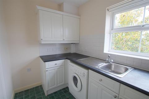 6 Osier Drive, Basildon, SS15 4HP