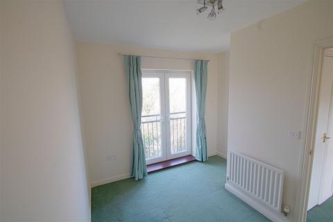 6 Osier Drive, Basildon, SS15 4HP