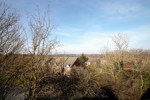 6 Osier Drive, Basildon, SS15 4HP