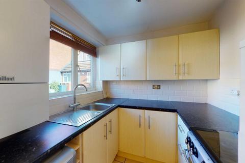 2 bedroom end of terrace house to rent, The Knolls, Gains Park, Shrewsbury