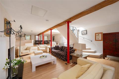 4 bedroom end of terrace house for sale, Bourlet Close, London, W1W