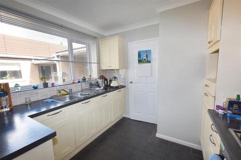 2 bedroom detached bungalow for sale, Bosvean Gardens, Paynters Lane