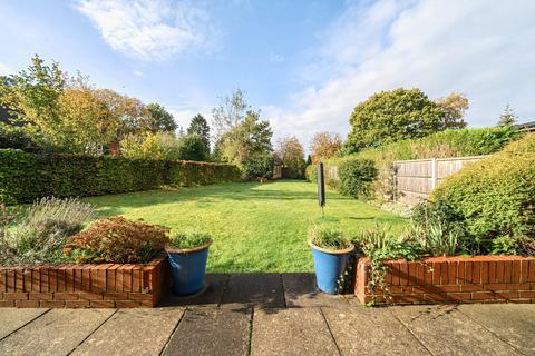 4 bedroom detached house for sale, Grasmere Close, Guildford, Surrey, GU1