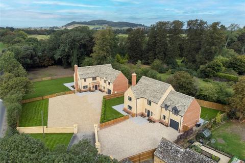 5 bedroom detached house for sale, Tewkesbury Road, Toddington, Cheltenham, Gloucestershire, GL54