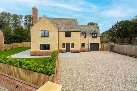 5 bedroom detached house for sale, Tewkesbury Road, Toddington, Cheltenham, Gloucestershire, GL54