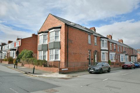 5 bedroom end of terrace house for sale, Colchester Terrace, Sunderland