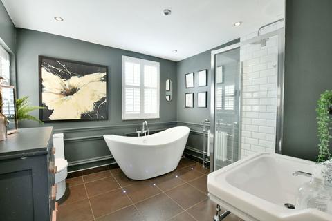 5 bedroom end of terrace house for sale, Colchester Terrace, Sunderland