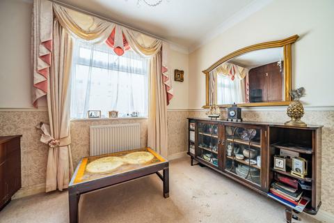 2 bedroom semi-detached house for sale, Roman Road, Basingstoke, RG23 8HE