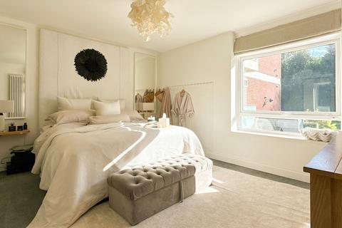Flat 1, Garnet Court Chelmscote Road, Solihull, B92 8DA