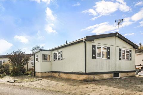 2 bedroom bungalow for sale, New Site, Addlestone KT15