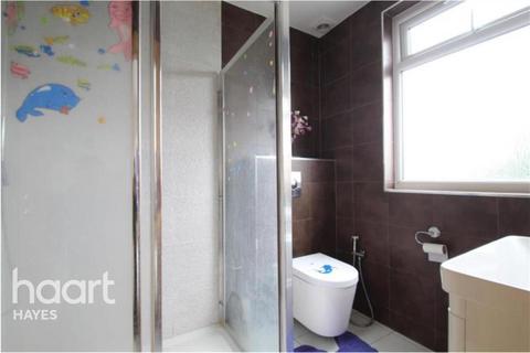 1 bedroom detached house to rent, Northolt