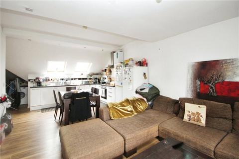 3 bedroom apartment to rent, Maberley Road, London, SE19