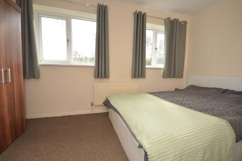 2 bedroom end of terrace house for sale, Sheffield Court, Raunds