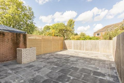 3 bedroom semi-detached house for sale, Western Avenue, Fleckney, Leicester