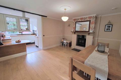 3 bedroom semi-detached house for sale, Garden Road, Brighouse HD6