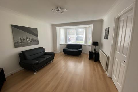 2 bedroom flat to rent, Albury Road, Aberdeen AB11