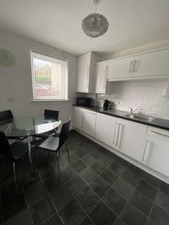 2 bedroom flat to rent, Albury Road, Aberdeen AB11