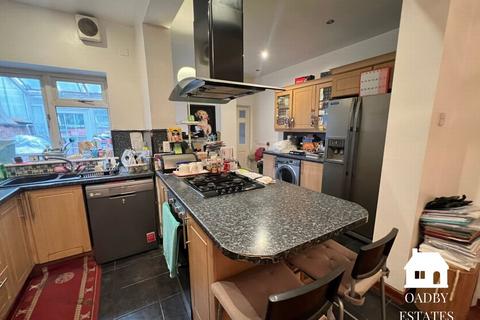 5 bedroom townhouse for sale, Fosse Road North, Leicester, LE3