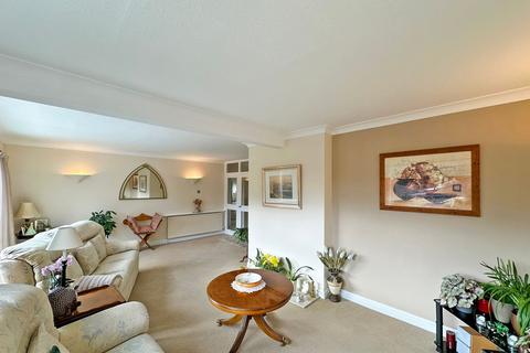 2 bedroom maisonette for sale, Cromehouse, Clifton Road STOCKWELL END