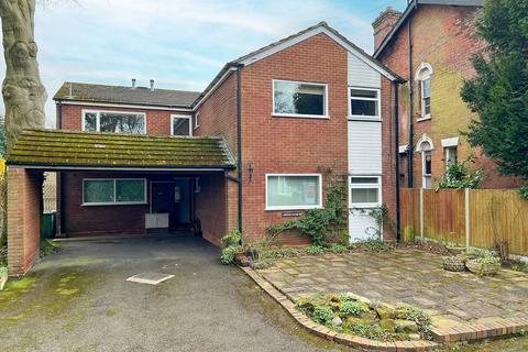 2 bedroom maisonette for sale, Clifton Road STOCKWELL END