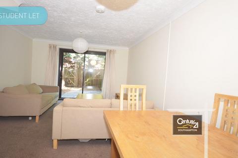 4 bedroom townhouse to rent, Berkeley Close, SOUTHAMPTON SO15