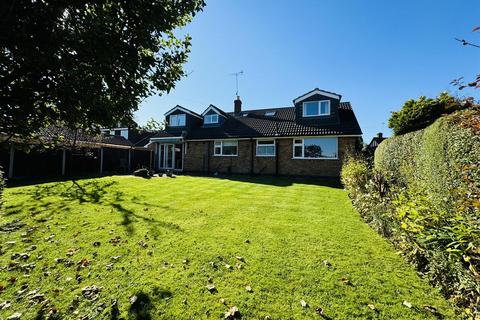 4 bedroom detached bungalow for sale, Kirklington Road, Southwell