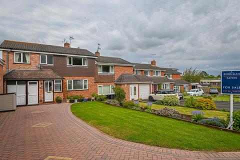 27 Castlefields, Bridgnorth, WV16 5DH