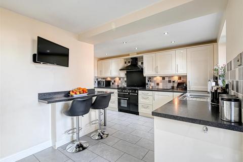 27 Castlefields, Bridgnorth, WV16 5DH